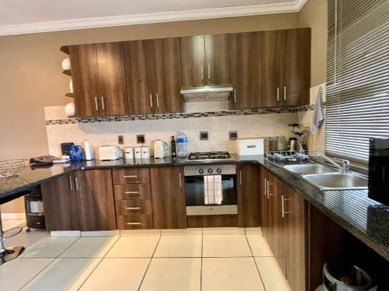 2 Bedroom Sectional Title For Sale in Secunda | Casa Dynamica Properties - 7