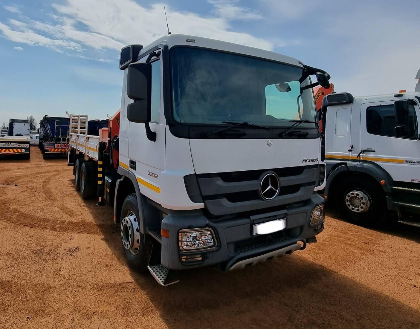2011 Mercedes Benz Actros 3332 Crane Truck - 1