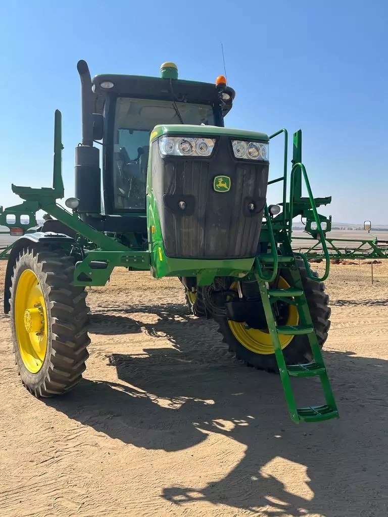 2017 John Deere R 4030 sprayer | QAC Equipment - 3