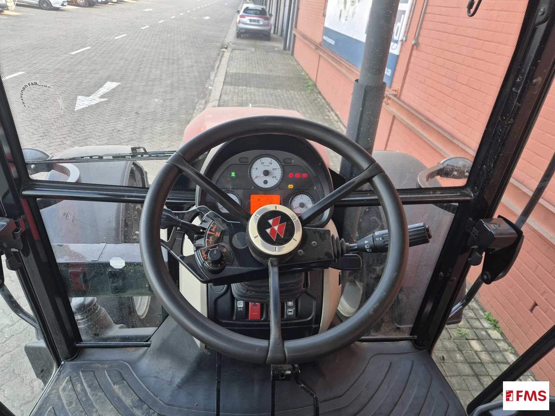 Massey Ferguson 6711 Ps Cab Fms321 - 1
