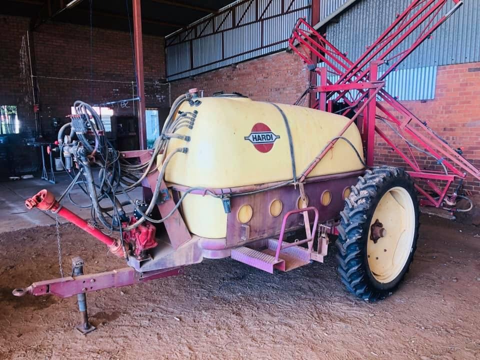 2500 liter hardi spuit | Agrimar