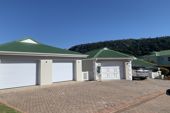 4 bedroom double-storey house to rent in Plettenberg Bay - 6