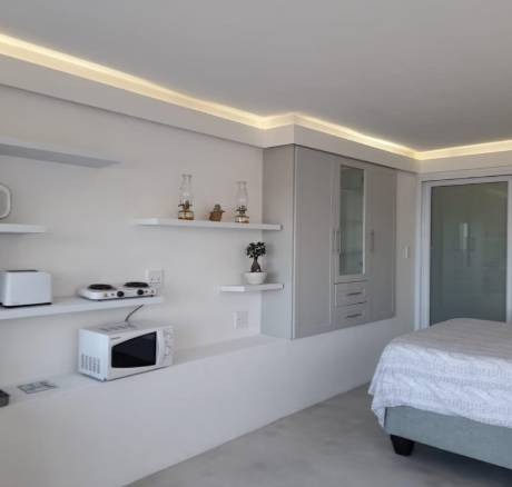 4 Bedroom Self Catering House in Jongensfontein | Agrisell - 3