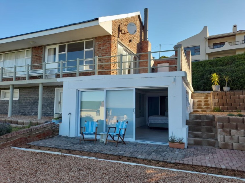 4 Bedroom self catering house in Jongensfontein | Agrisell