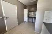 4 bedroom townhouse to rent in Roma (Zambia) - 19