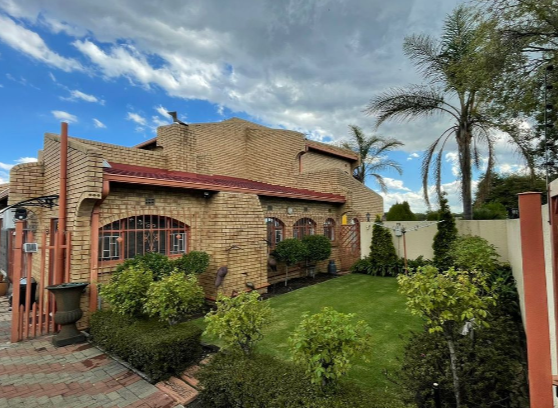 5 Bedroom house for sale in Secunda | Casa Dynamica Properties
