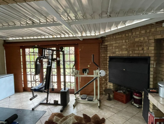 5 Bedroom House For Sale in Secunda | Casa Dynamica Properties - 3