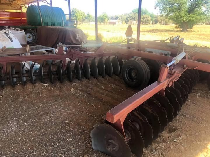 60 Skottel Baldan Dis puik toestand sny 8m | Agrimar