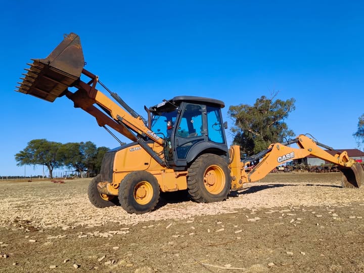 Case 570T  2016 model | MK Landbou Dienste