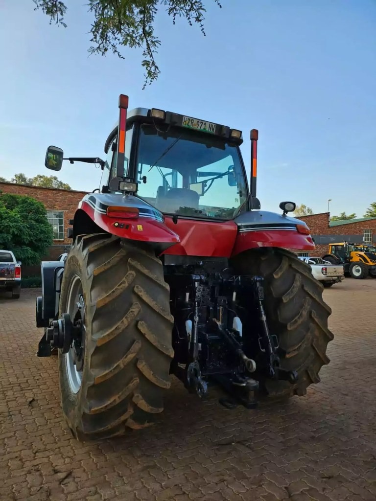 Case Magnum 340 with screen & Receiver | QAC Equipment - 2