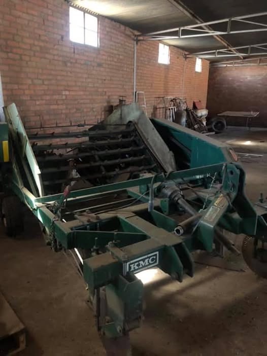 KMC 2m Grondbone uithaler | Agrimar