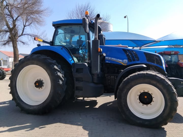 New Holland T8.410 tractor | MK Landbou Dienste