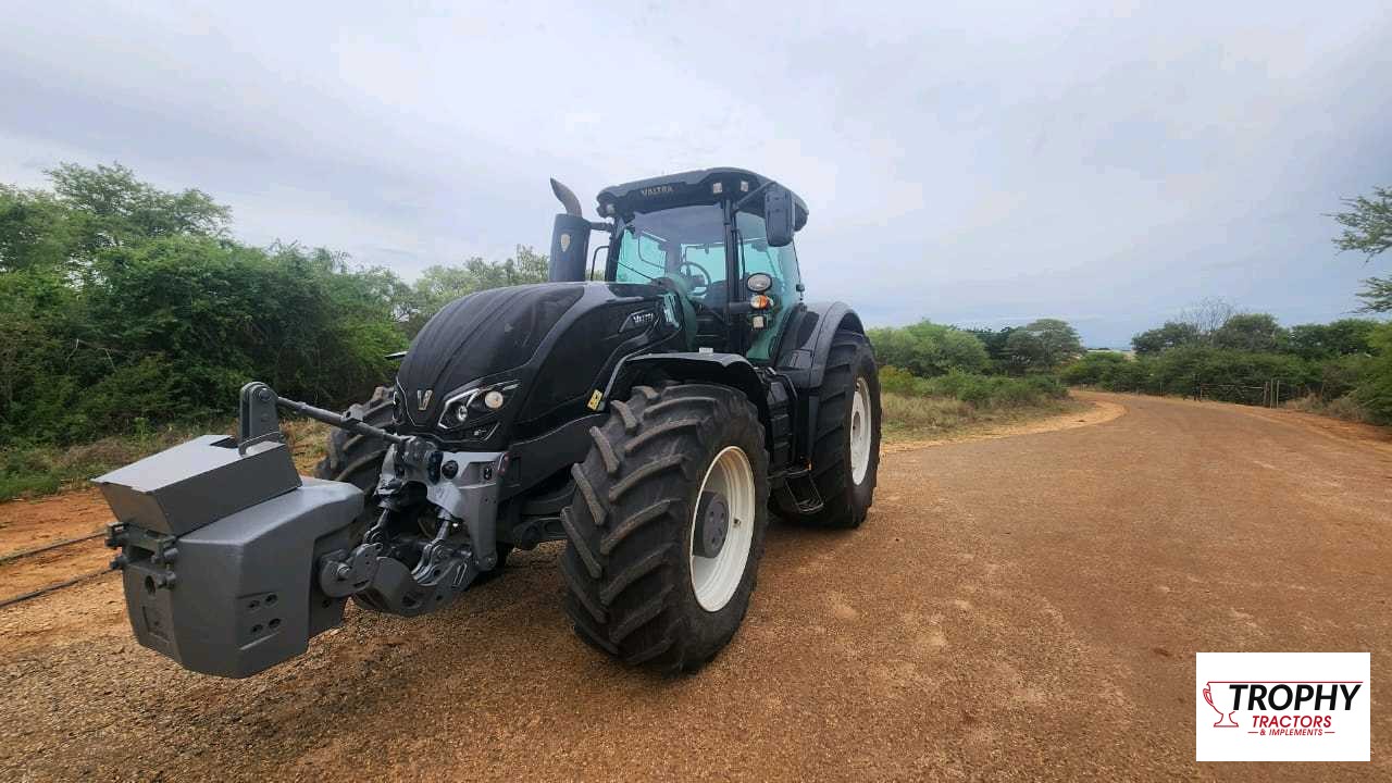 Trophy Tractors & Implements 