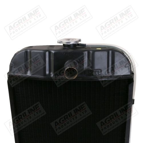 Radiator FE35 835 23C Part No. 5471 | Agriline Products