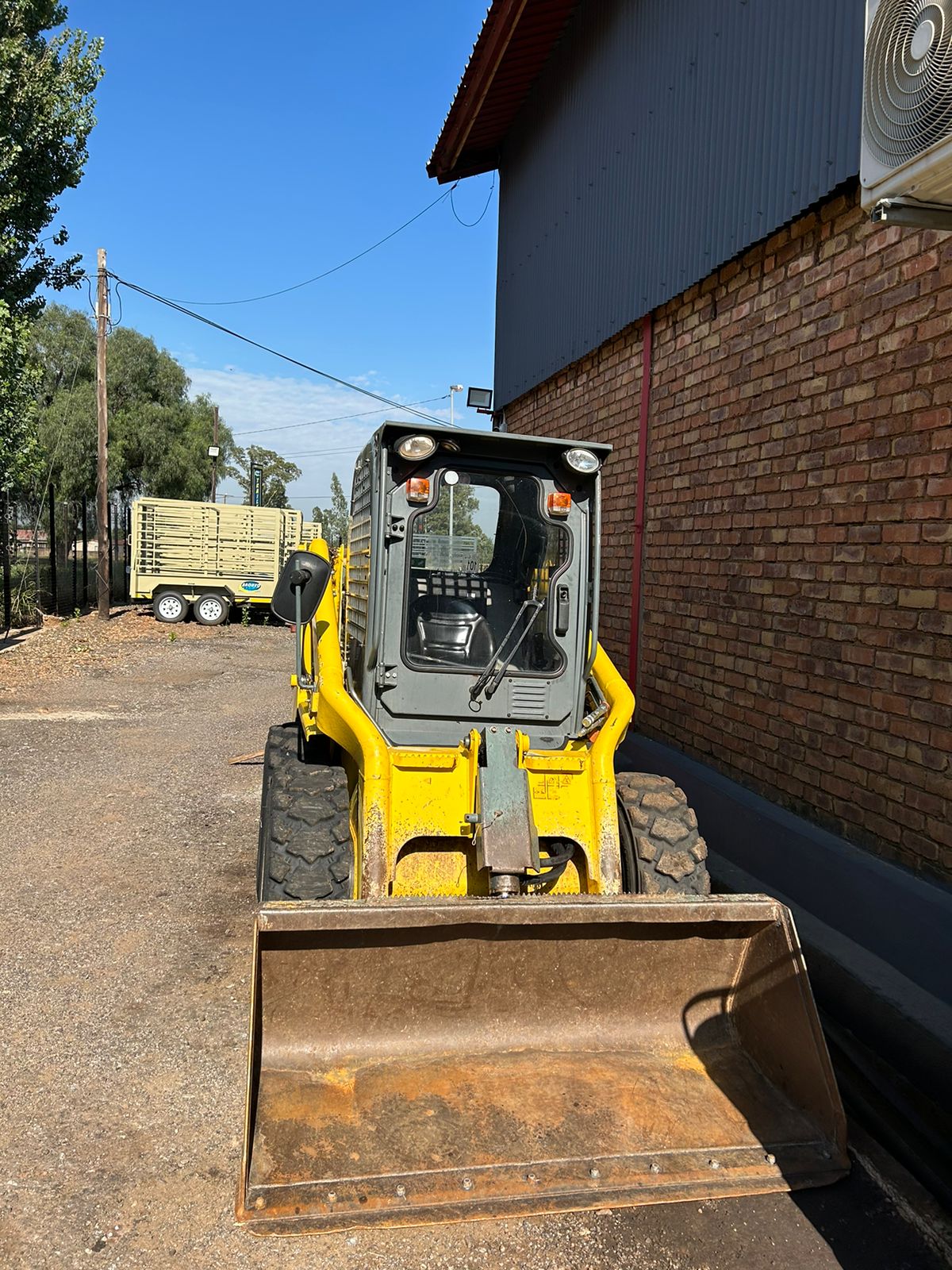 Wacker Neuson skidsteer bobcat - 2